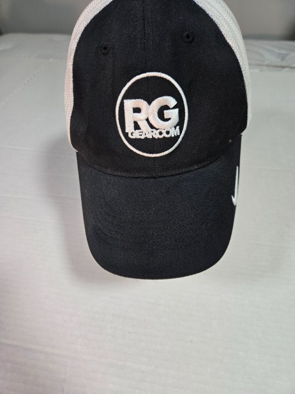 Run Good Poker/Golf Hat with Nike Logo